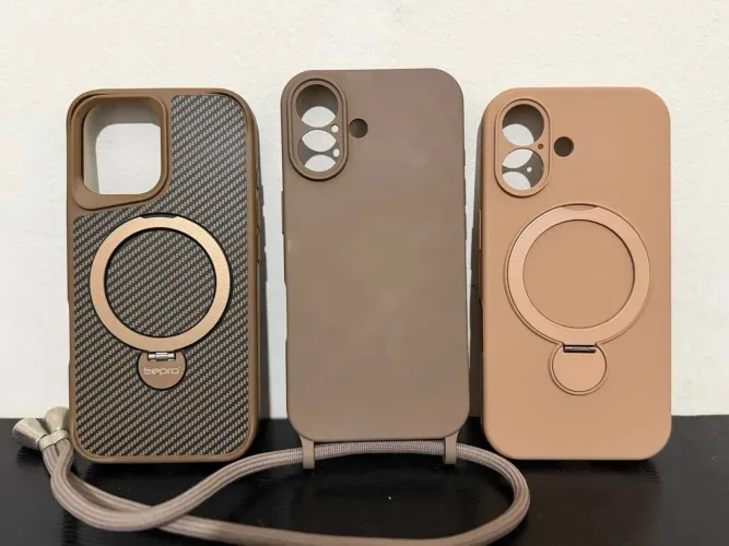 Kit 10 capas para iPhone 16