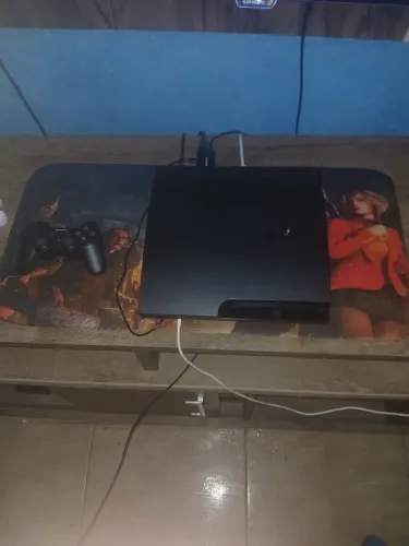 Ps3 slim desbloqueado com 27 jogos 2 controles