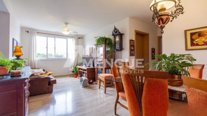 Apartamento com 2 quartos e 52m² à venda em Jardim Carvalho, Porto Alegre.