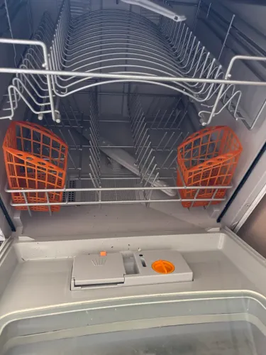 Máquina lava louça semi nova Brastemp actve 8 serviços