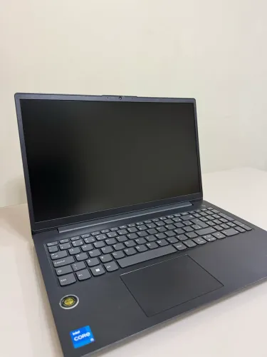 Lenovo V15 G4 i5 2025 