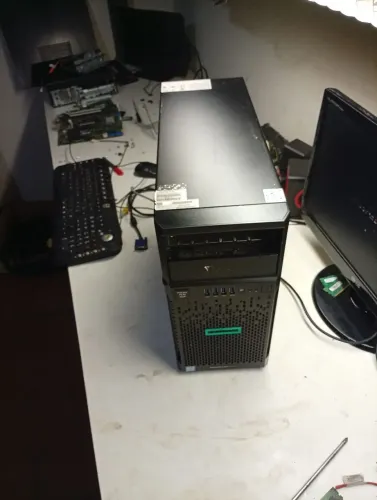 Gabinete Proliant ML30