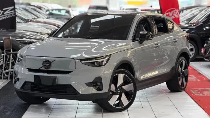 Volvo C40 Twin Ultimate (elétrico) 2024