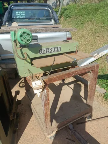 Máquina de cortar fórmica e fitas