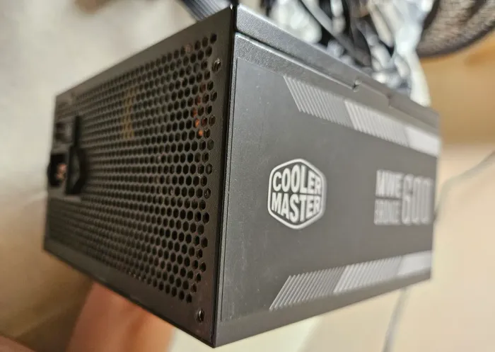 Fonte Cooler Master 600W MWE
