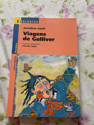 Livro paradidático Viagens de Gulliver editora scipione