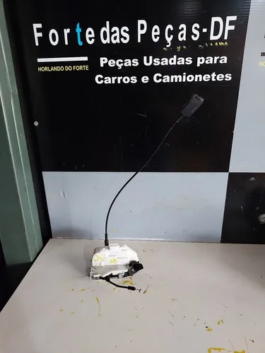 Fechadura  Da Porta  Dianteira Esquerda Renault Megane 2007 À 13