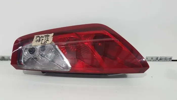Lanterna Direita Fiat Punto 2008 2009 2010 2011 2012 2013 Original BG283