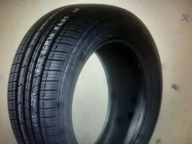 Pneu 235 60 18 Hyundai Santa Fé Kumho 102H Solus Kl21