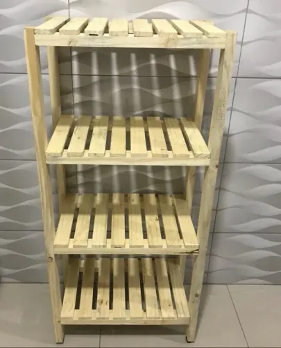 Prateleira com 4 divisórias