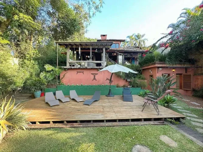 Casa à venda, 334 m² por R$ 2.500.000,00 - Miolo da Granja - Cotia/SP