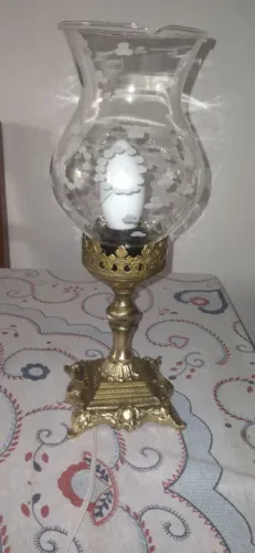 Luminária de Mesa em Estilo Vintage