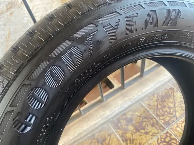 Pneu 205/65/16 Goodyear Efficientgrip SUV novo unidade valor mínimo 