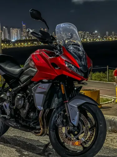 Triumph Tiger 660 Sport - Apenas 7 mil rodados - Estado de ZERO