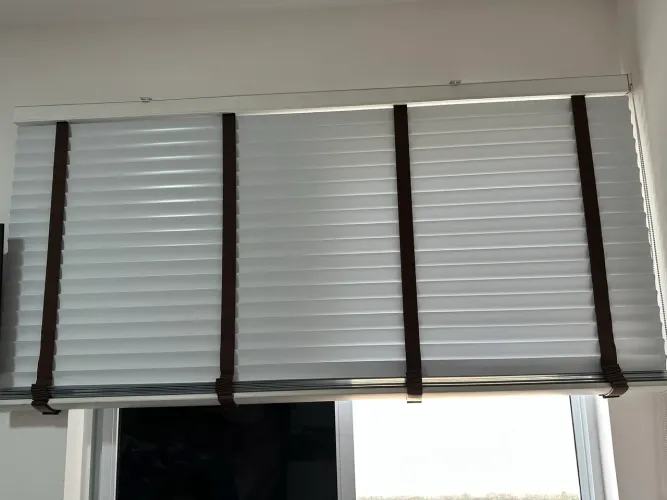 Cortina Persiana Hunter Douglas 