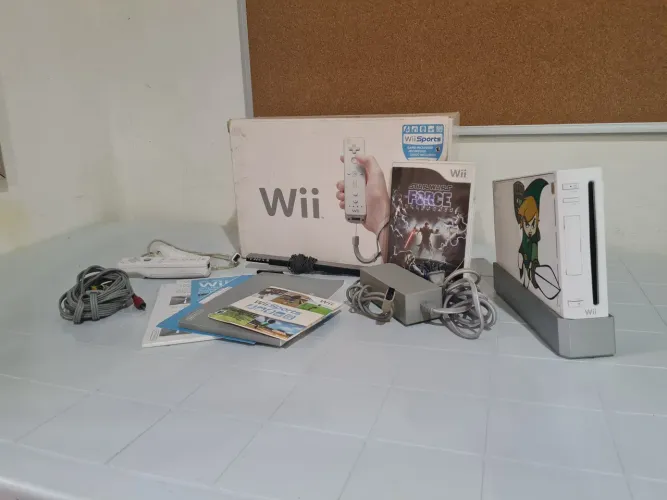 Nintendo Wii + 1 controle + 1 jogo (com defeito) - Leia a descrição