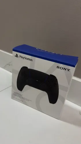 Caixa original do controle PS5 preto, apenas embalagem, sem o controle
