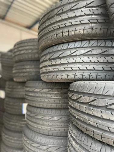 Terça explosiva, promoção relâmpago no ar, 235/60 R16