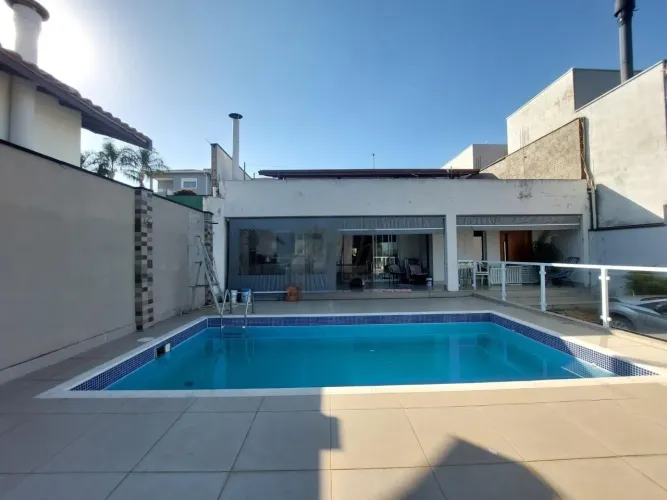 Casa à Venda no Condomínio San Conrado, Sousas - Campinas/SP