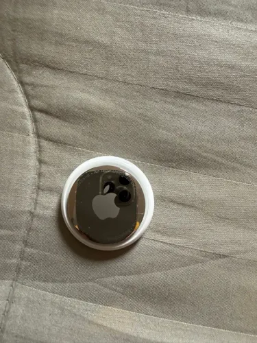 Tag Apple