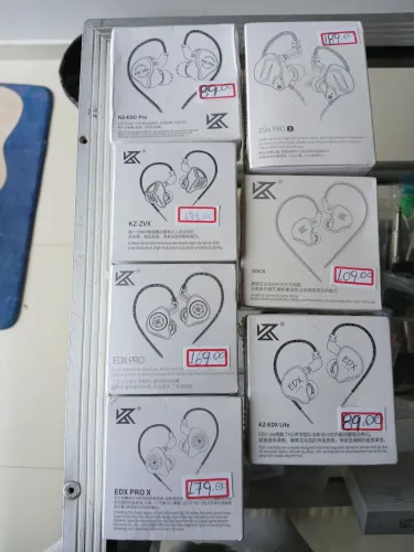 FONES KZ