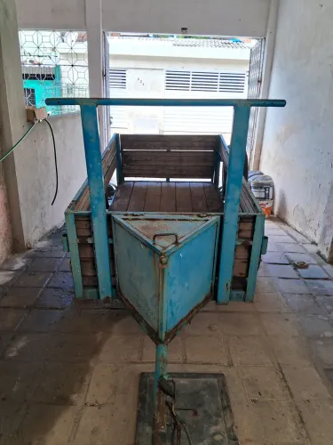 Carroça reboque Chico City original toda em cantoneira