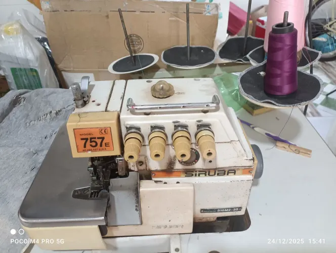 Máquina de Costura Interlock Industrial Siruba!!
