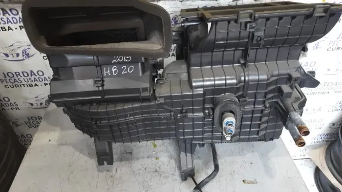 Caixa de Ar condicionado Evaporadora HB20S, 2015, 1.6  Completa 