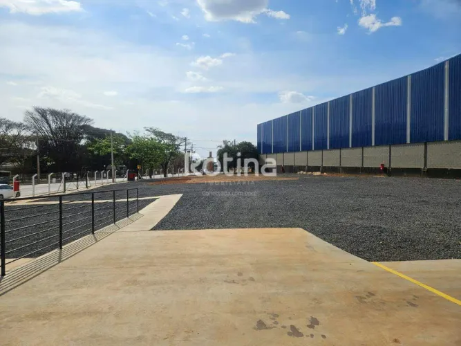 Galpão para alugar, Minas Gerais - Uberlândia/MG - Rotina Imobiliária