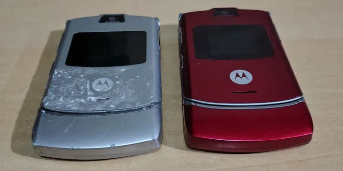 Motorola RAZR V3 - Ligando e Detalhes