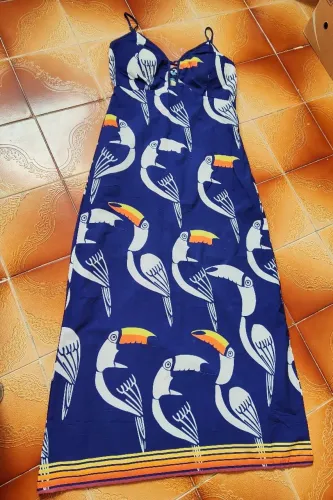 Vestido Longo Estampado de Tucanos