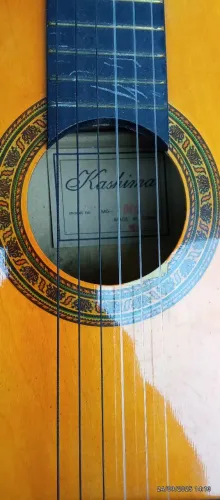 Violão semi novo 