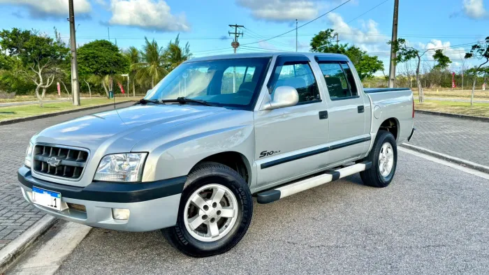 Chevrolet S10 Pick-up Luxe 2.8 4X2 CD TB Int.dies. 2003
