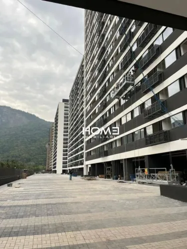 Apartamento com 2 dormitórios à venda, 55 m² por R$ 437.000,00 - Curicica - Rio de Janeiro