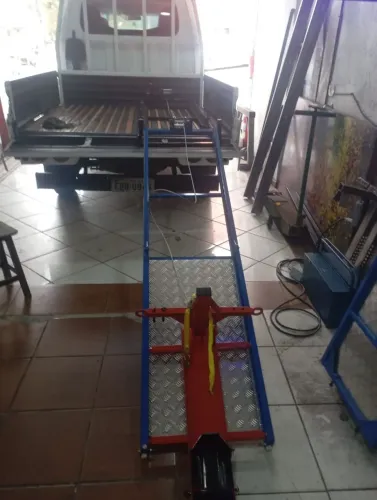 Rampa automatizada para moto