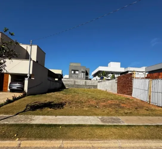 Parqville Jacarandá -Lote com 312,00m² Quitado e Registrado.