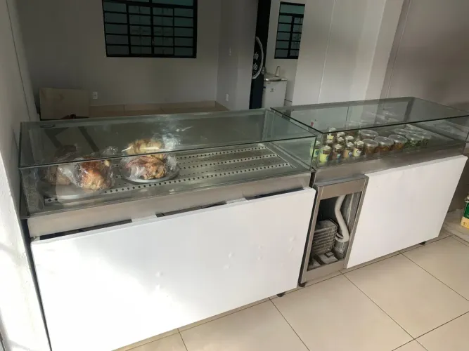 Vendo Estufa quente e Balcão Refrigerado com pista fria (Marca Lujone)