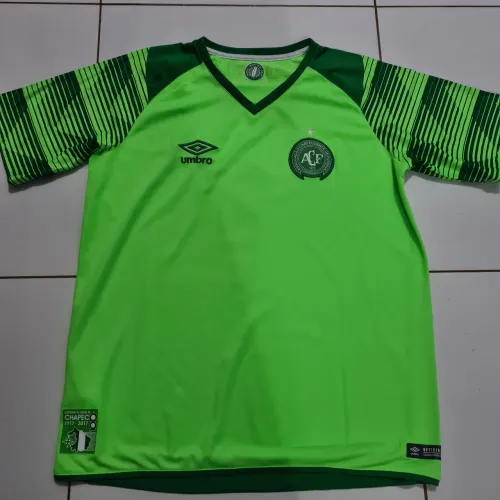 Camisa Chapecoense Umbro de Goleiro Verde