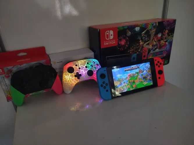 Nintendo Switch 