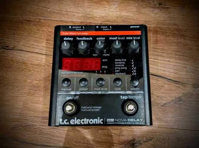 ギター Tc electronic/Nova delay TC Electronic ND-1 NOVA DELAY Pedal para guitarra/baixo