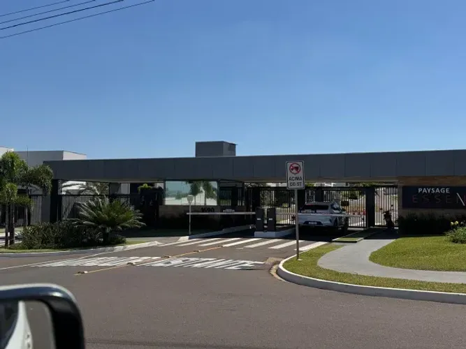 Terreno à venda Condomínio Paysage Essenza