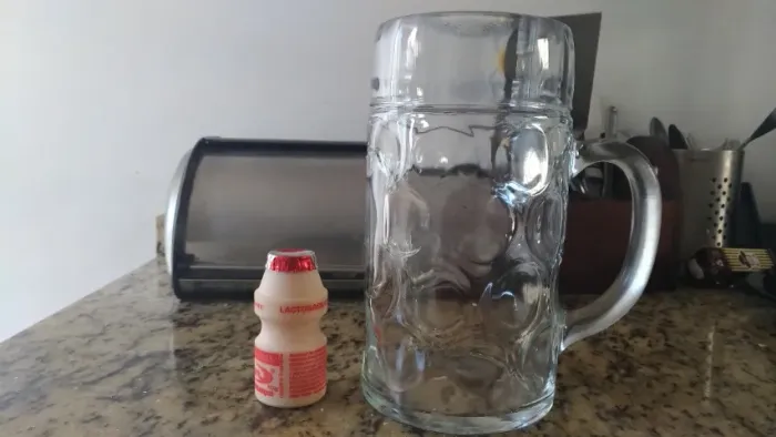 Caneca de Chopp Em Vidro Cristal Trabalhado - 1 Litro