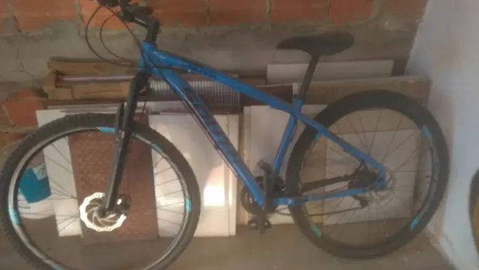 VENDO BICICLETA ARO 29 EM ALUMÍNIO 