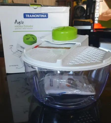 Ralador e Fatiador Tramontina linha Agile branco e verde 4,2 litros Novo
