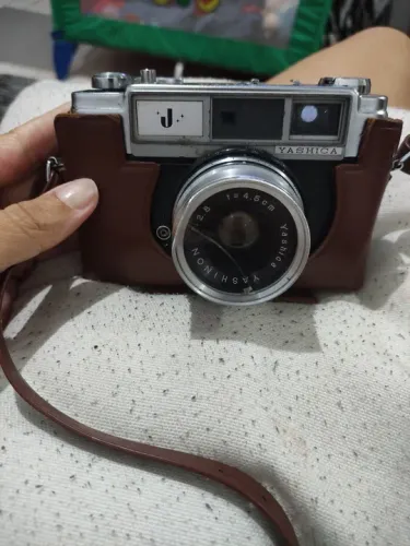 Camera mecânica yashica japonesa anos 50/60