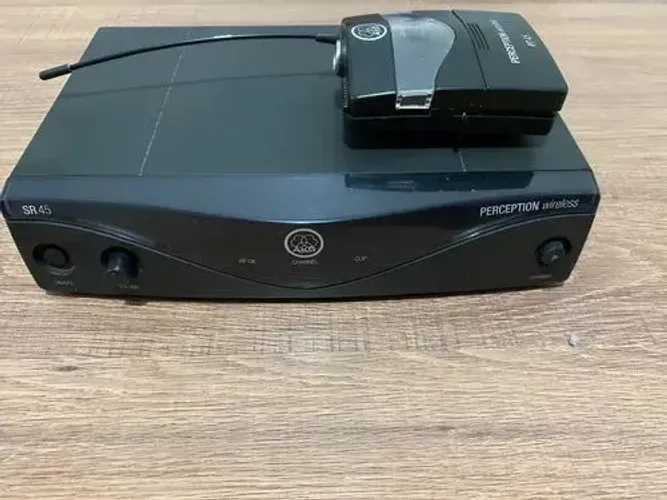 Transmissor Sem Fio Akg Perception 45 Instrument 