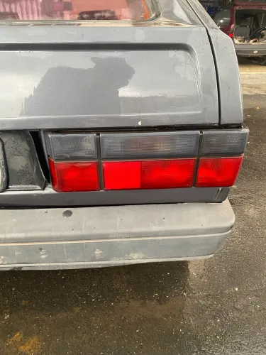 Volkswagen Gol Geração I GTS 1.8 8V Álcool Mec. 2P 1988
