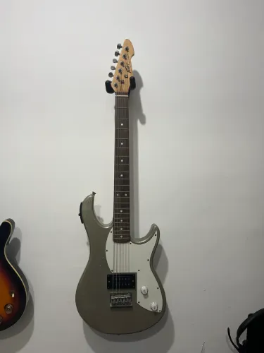 Guitarra Peavey Rockmaster - Vendo ou troco