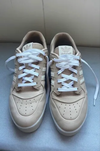 Tênis adidas Rivalry Low Lux