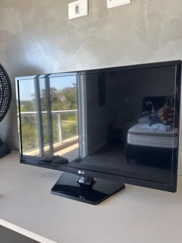 TV Monitor LG 28 LED - Modelo 28MT47D-PS - Funcionando perfeitamente